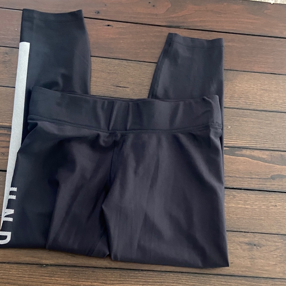 NWTUnder Armour Midnight Black Active Leggings size-L - Picture 7 of 10